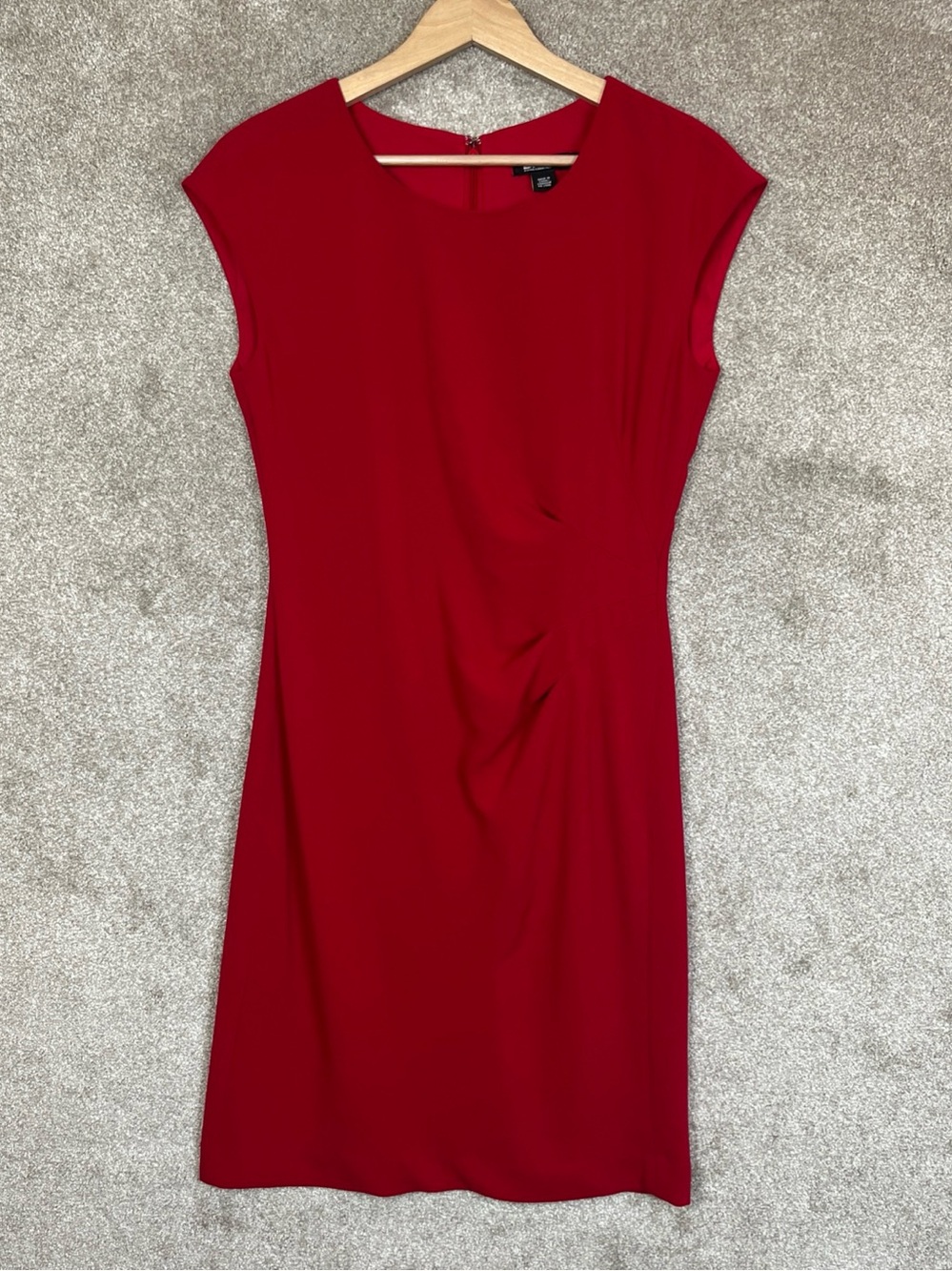 DKNY Dress Womens 4 Red Sleeveless Back Zip Knee Length Acetate Polyester- 5342